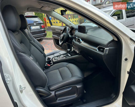 Білий Мазда СХ-5, об'ємом двигуна 2 л та пробігом 33 тис. км за 25650 $, фото 141 на Automoto.ua