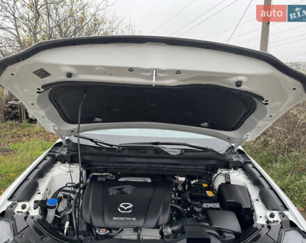 Белый Мазда СХ-5, объемом двигателя 2.49 л и пробегом 13 тыс. км за 26700 $, фото 33 на Automoto.ua