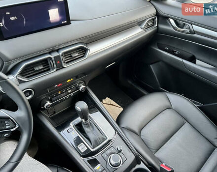 Белый Мазда СХ-5, объемом двигателя 2.49 л и пробегом 4 тыс. км за 26699 $, фото 6 на Automoto.ua