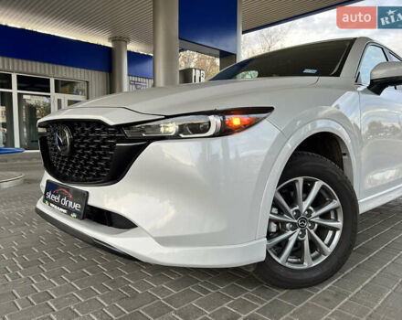 Белый Мазда СХ-5, объемом двигателя 2.49 л и пробегом 4 тыс. км за 26699 $, фото 5 на Automoto.ua