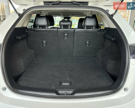 Белый Мазда СХ-5, объемом двигателя 2.49 л и пробегом 4 тыс. км за 26699 $, фото 22 на Automoto.ua