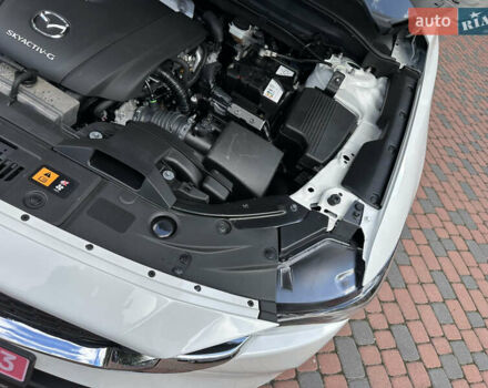 Білий Мазда СХ-5, об'ємом двигуна 2 л та пробігом 33 тис. км за 25650 $, фото 194 на Automoto.ua