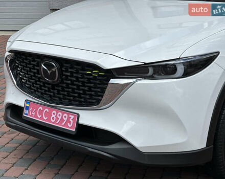Білий Мазда СХ-5, об'ємом двигуна 2 л та пробігом 33 тис. км за 25650 $, фото 24 на Automoto.ua