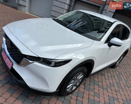Білий Мазда СХ-5, об'ємом двигуна 2 л та пробігом 33 тис. км за 25650 $, фото 81 на Automoto.ua