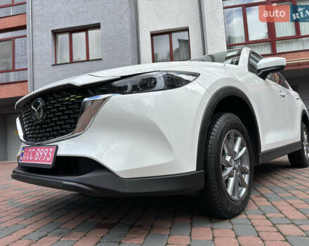 Білий Мазда СХ-5, об'ємом двигуна 2 л та пробігом 33 тис. км за 25650 $, фото 56 на Automoto.ua