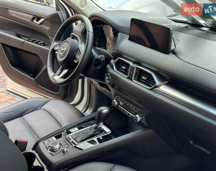 Білий Мазда СХ-5, об'ємом двигуна 2 л та пробігом 33 тис. км за 25650 $, фото 144 на Automoto.ua