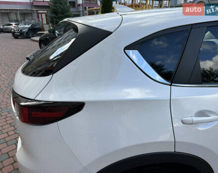 Білий Мазда СХ-5, об'ємом двигуна 2 л та пробігом 33 тис. км за 25650 $, фото 95 на Automoto.ua