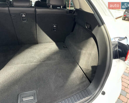 Білий Мазда СХ-5, об'ємом двигуна 2 л та пробігом 33 тис. км за 25650 $, фото 188 на Automoto.ua