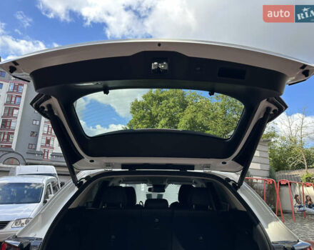 Білий Мазда СХ-5, об'ємом двигуна 2 л та пробігом 33 тис. км за 25650 $, фото 183 на Automoto.ua