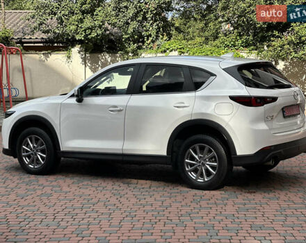 Білий Мазда СХ-5, об'ємом двигуна 2 л та пробігом 33 тис. км за 25650 $, фото 11 на Automoto.ua