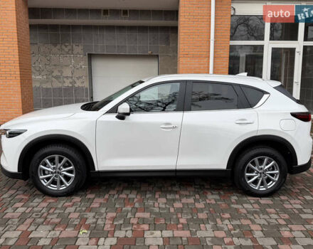 Белый Мазда СХ-5, объемом двигателя 2 л и пробегом 25 тыс. км за 30400 $, фото 3 на Automoto.ua