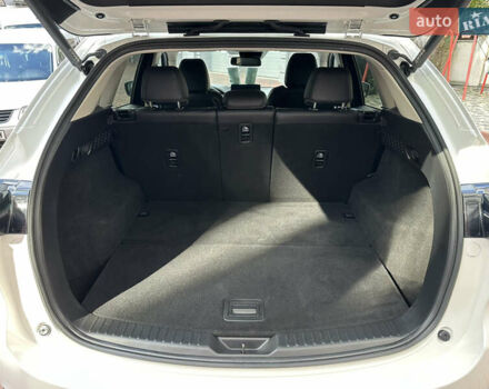 Білий Мазда СХ-5, об'ємом двигуна 2 л та пробігом 33 тис. км за 25650 $, фото 185 на Automoto.ua