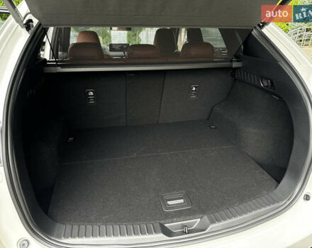 Белый Мазда СХ-5, объемом двигателя 2.5 л и пробегом 1 тыс. км за 36971 $, фото 83 на Automoto.ua