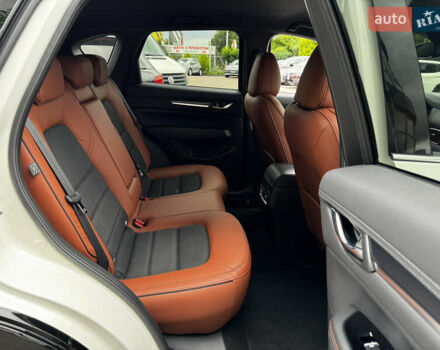 Белый Мазда СХ-5, объемом двигателя 2.5 л и пробегом 1 тыс. км за 36971 $, фото 65 на Automoto.ua