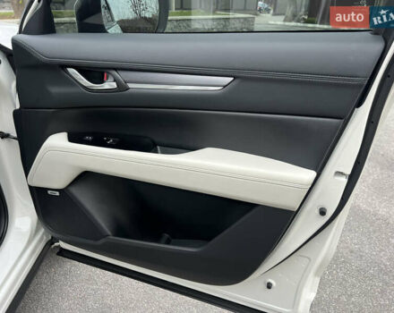 Білий Мазда СХ-5, об'ємом двигуна 2.49 л та пробігом 4 тис. км за 29500 $, фото 62 на Automoto.ua