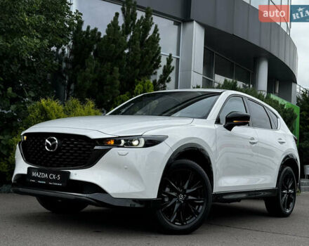 Белый Мазда СХ-5, объемом двигателя 2.5 л и пробегом 1 тыс. км за 36971 $, фото 2 на Automoto.ua