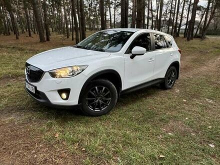 Белый Мазда СХ-5, объемом двигателя 2 л и пробегом 210 тыс. км за 12500 $, фото 1 на Automoto.ua