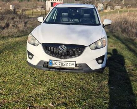 Белый Мазда СХ-5, объемом двигателя 2.19 л и пробегом 250 тыс. км за 13000 $, фото 1 на Automoto.ua
