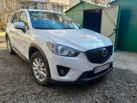 Белый Мазда СХ-5, объемом двигателя 2 л и пробегом 93 тыс. км за 14500 $, фото 1 на Automoto.ua