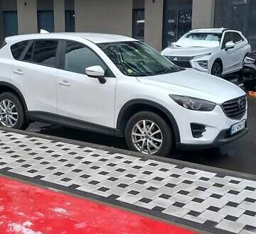 Мазда СХ-5 2016 в Киеве на Automoto.ua Белый Мазда СХ-5, объемом двигателя 2.19 л и пробегом 160 тыс. км за 17500 $, фото 1 на Automoto.ua