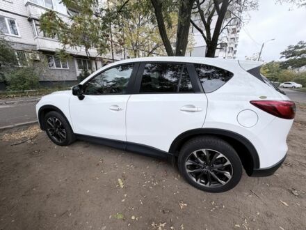 Белый Мазда СХ-5, объемом двигателя 2.5 л и пробегом 177 тыс. км за 14500 $, фото 1 на Automoto.ua