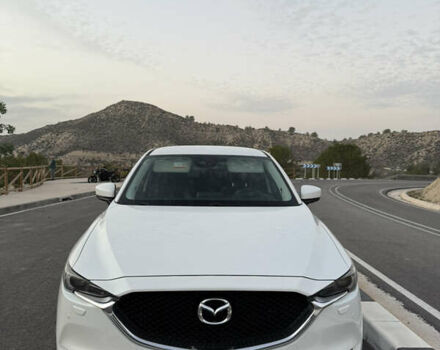 Белый Мазда СХ-5, объемом двигателя 2.2 л и пробегом 185 тыс. км за 20500 $, фото 1 на Automoto.ua