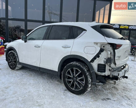 Белый Мазда СХ-5, объемом двигателя 2.5 л и пробегом 122 тыс. км за 13700 $, фото 1 на Automoto.ua