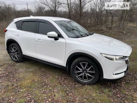 Мазда СХ-5 2017 в Киеве на Automoto.ua Белый Мазда СХ-5, объемом двигателя 2.2 л и пробегом 114 тыс. км за 25200 $, фото 1 на Automoto.ua