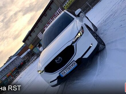 Мазда СХ-5 2018 в Харькове на Automoto.ua Белый Мазда СХ-5, объемом двигателя 2.5 л и пробегом 77 тыс. км за 24000 $, фото 1 на Automoto.ua