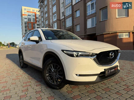 Белый Мазда СХ-5, объемом двигателя 2.2 л и пробегом 182 тыс. км за 18900 $, фото 1 на Automoto.ua