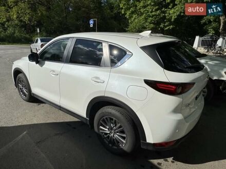 Мазда СХ-5 2018 в Полтаве на Automoto.ua Белый Мазда СХ-5, объемом двигателя 2 л и пробегом 115 тыс. км за 21000 $, фото 1 на Automoto.ua