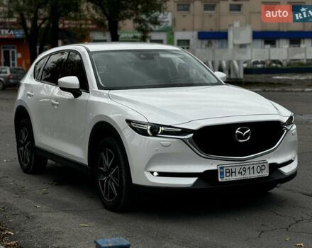 Белый Мазда СХ-5, объемом двигателя 2.19 л и пробегом 121 тыс. км за 20199 $, фото 1 на Automoto.ua