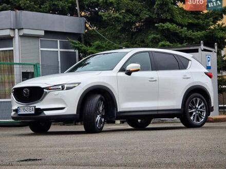 Белый Мазда СХ-5, объемом двигателя 2.49 л и пробегом 57 тыс. км за 26000 $, фото 1 на Automoto.ua