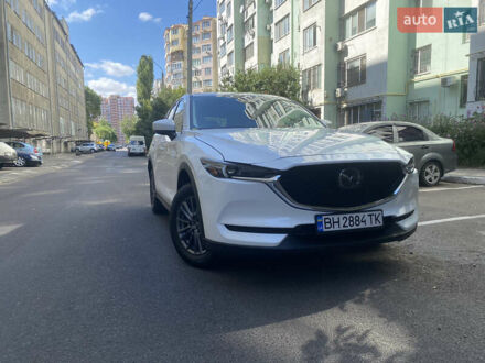 Белый Мазда СХ-5, объемом двигателя 2.5 л и пробегом 104 тыс. км за 23200 $, фото 1 на Automoto.ua