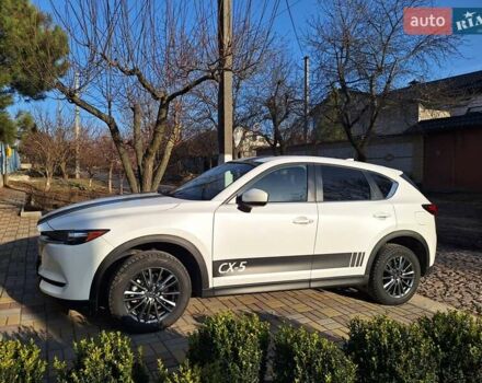 Белый Мазда СХ-5, объемом двигателя 2.49 л и пробегом 71 тыс. км за 23000 $, фото 1 на Automoto.ua