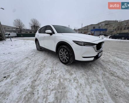 Белый Мазда СХ-5, объемом двигателя 2.49 л и пробегом 117 тыс. км за 21900 $, фото 1 на Automoto.ua