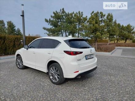 Мазда СХ-5 2022 в Днепре (Днепропетровске) на Automoto.ua Белый Мазда СХ-5, объемом двигателя 2.49 л и пробегом 28 тыс. км за 28999 $, фото 1 на Automoto.ua