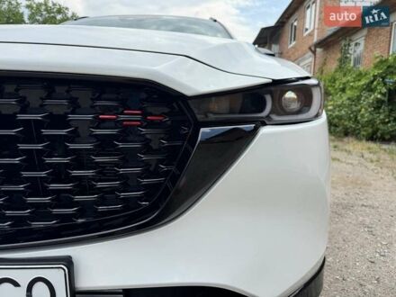 Мазда СХ-5 2023 у Белой Церкве на Automoto.ua Білий Мазда СХ-5, об'ємом двигуна 2.49 л та пробігом 20 тис. км за 29999 $, фото 1 на Automoto.ua