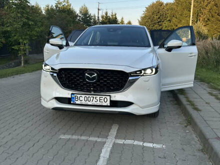 Мазда СХ-5 2023 у Львові на Automoto.ua Білий Мазда СХ-5, об'ємом двигуна 2.49 л та пробігом 44 тис. км за 35999 $, фото 1 на Automoto.ua