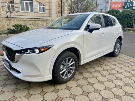 Білий Мазда СХ-5, об'ємом двигуна 2.49 л та пробігом 5 тис. км за 24300 $, фото 1 на Automoto.ua