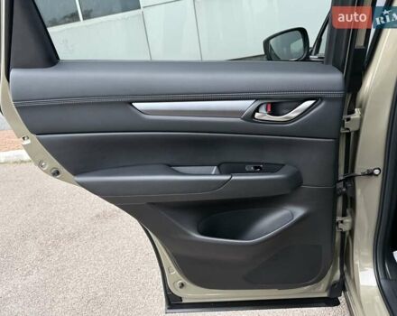 Бежевый Мазда СХ-5, объемом двигателя 2 л и пробегом 29 тыс. км за 28800 $, фото 41 на Automoto.ua