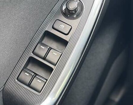 Черный Мазда СХ-5, объемом двигателя 2.19 л и пробегом 218 тыс. км за 13700 $, фото 12 на Automoto.ua