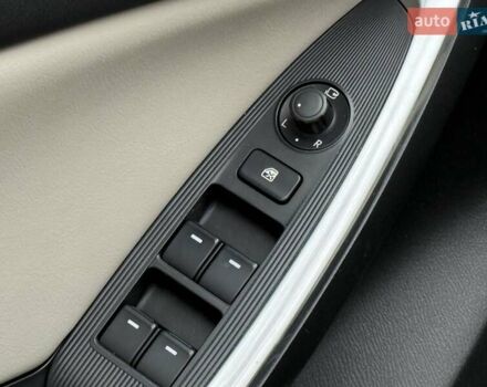 Черный Мазда СХ-5, объемом двигателя 2.2 л и пробегом 191 тыс. км за 11900 $, фото 33 на Automoto.ua