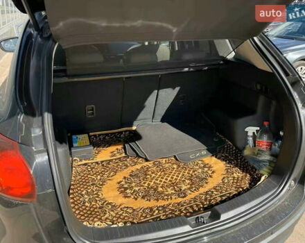 Черный Мазда СХ-5, объемом двигателя 2.2 л и пробегом 253 тыс. км за 10900 $, фото 16 на Automoto.ua