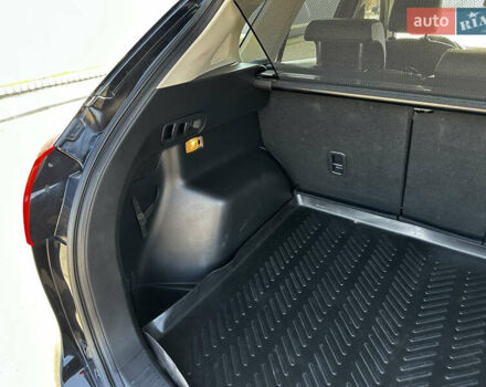 Черный Мазда СХ-5, объемом двигателя 2.19 л и пробегом 270 тыс. км за 13600 $, фото 10 на Automoto.ua