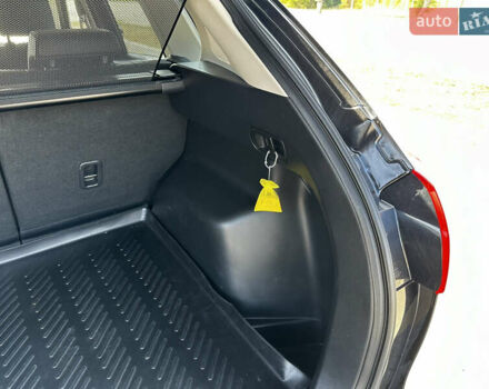 Черный Мазда СХ-5, объемом двигателя 2.19 л и пробегом 270 тыс. км за 13600 $, фото 6 на Automoto.ua