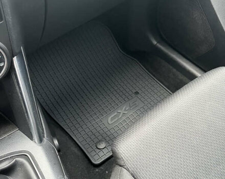 Черный Мазда СХ-5, объемом двигателя 2 л и пробегом 230 тыс. км за 13300 $, фото 14 на Automoto.ua