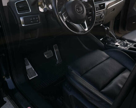 Черный Мазда СХ-5, объемом двигателя 2.19 л и пробегом 214 тыс. км за 16500 $, фото 9 на Automoto.ua