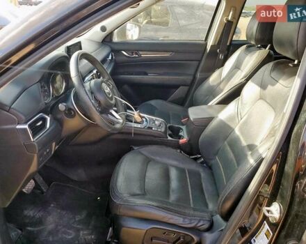 Мазда СХ-5 2017 в Киеве на Automoto.ua Черный Мазда СХ-5, объемом двигателя 2.49 л и пробегом 179 тыс. км за 4500 $, фото 7 на Automoto.ua