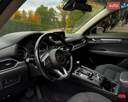 Черный Мазда СХ-5, объемом двигателя 2.49 л и пробегом 109 тыс. км за 16800 $, фото 12 на Automoto.ua